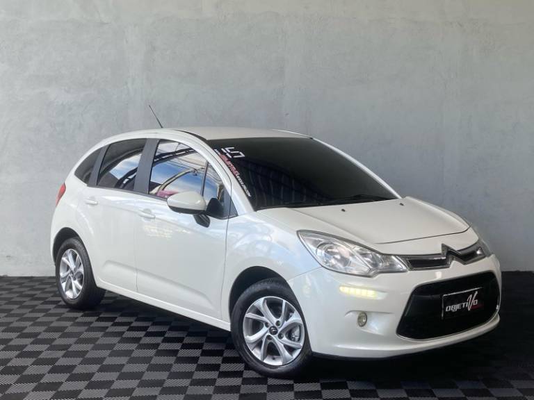 CITROËN - C3 - 2014/2015 - Branca - R$ 39.900,00