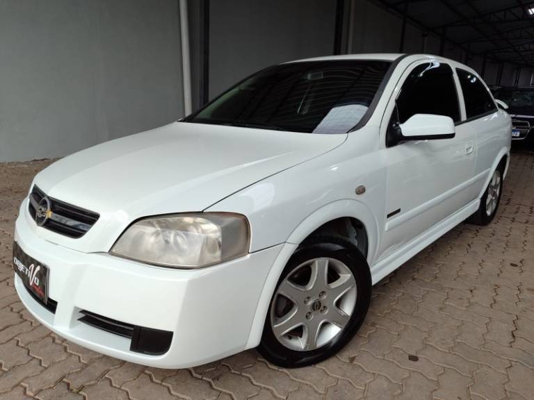 CHEVROLET - ASTRA - 2006/2007 - Branca - R$ 30.900,00