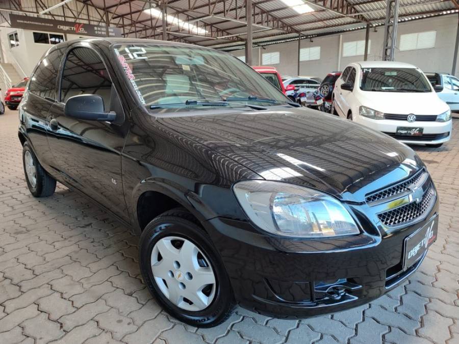 CHEVROLET - CELTA - 2011/2012 - Preta - R$ 23.900,00