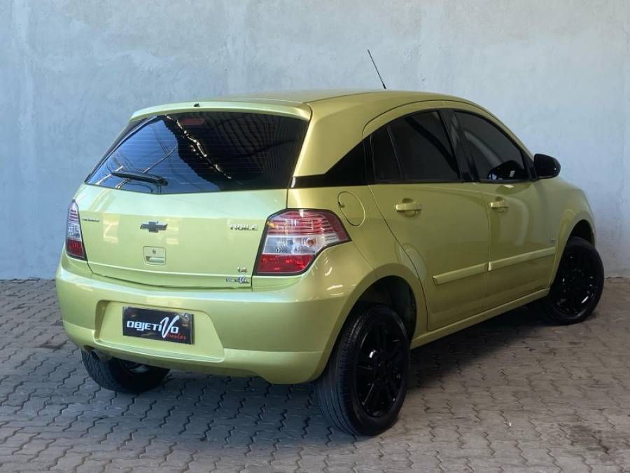 CHEVROLET - AGILE - 2009/2010 - Amarela - R$ 32.900,00