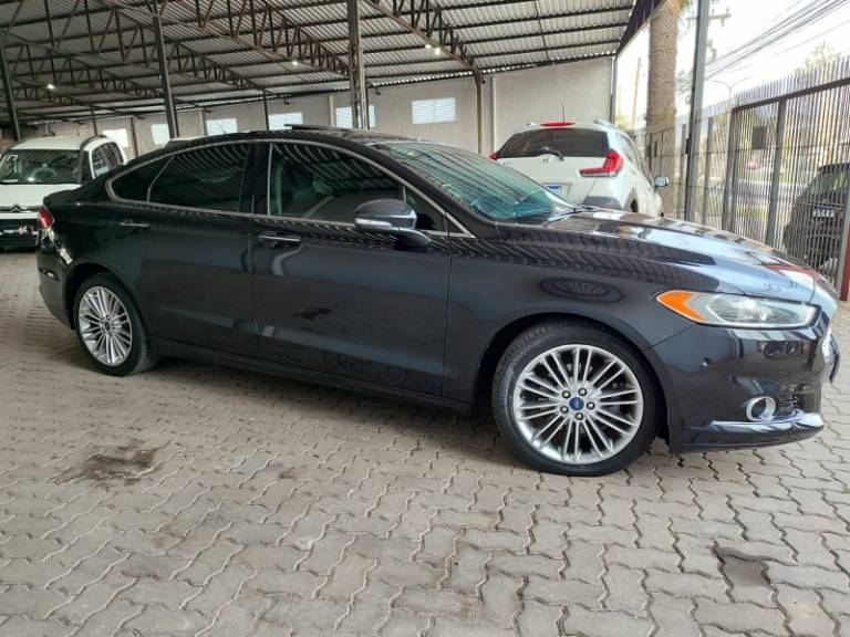 FORD - FUSION - 2014/2015 - Preta - R$ 79.900,00