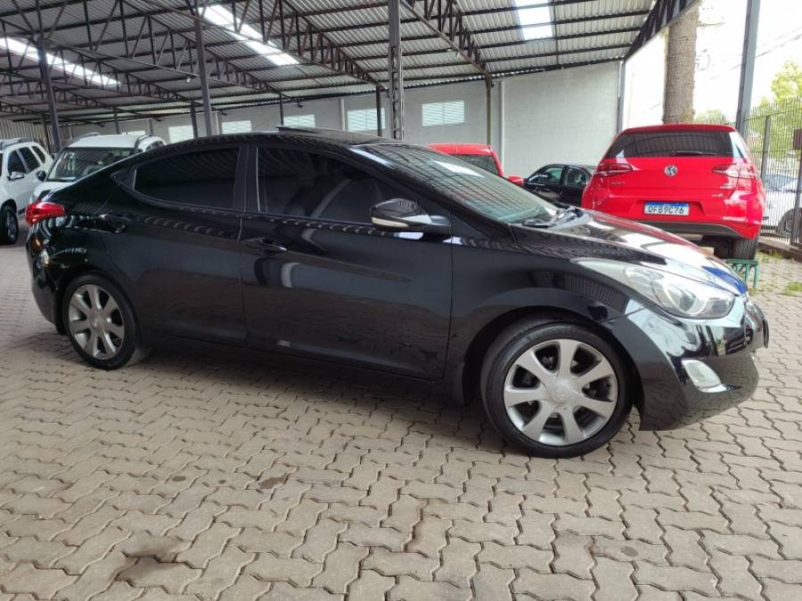 HYUNDAI - ELANTRA - 2011/2012 - Preta - R$ 60.900,00