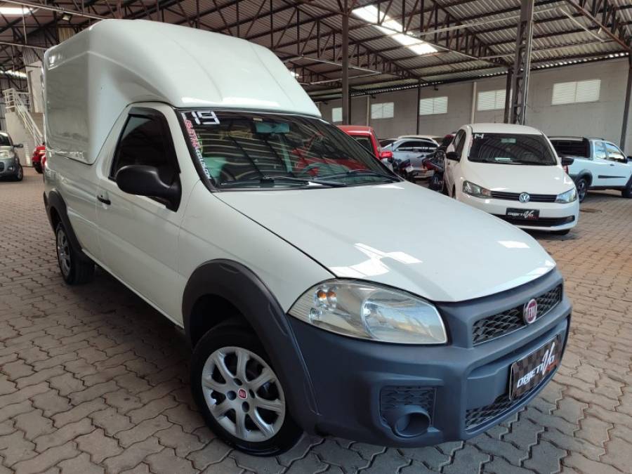 FIAT - STRADA - 2018/2019 - Branca - R$ 58.900,00