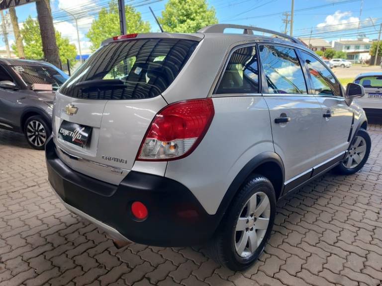 CHEVROLET - CAPTIVA - 2010/2011 - Prata - R$ 43.900,00