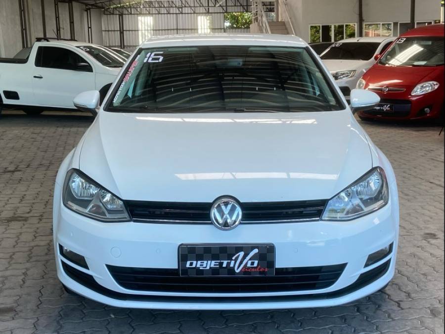 VOLKSWAGEN - GOLF - 2015/2016 - Branca - R$ 74.900,00