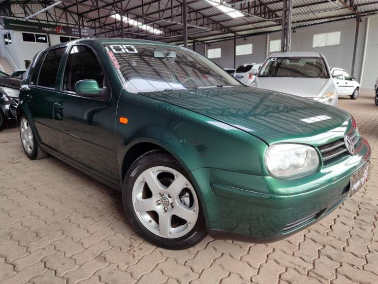 VOLKSWAGEN - GOLF - 1999/2000 - Verde - R$ 23.900,00