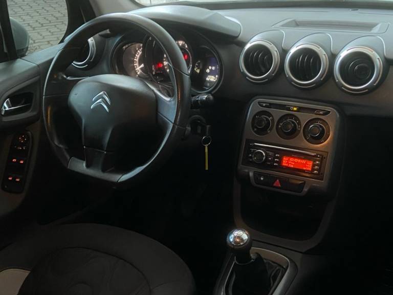 CITROËN - C3 - 2014/2015 - Branca - R$ 39.900,00