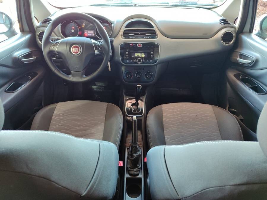 FIAT - PUNTO - 2012/2013 - Prata - R$ 36.900,00