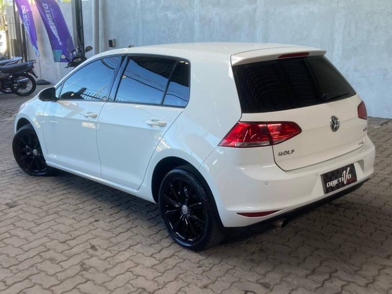 VOLKSWAGEN - GOLF - 2015/2016 - Branca - R$ 74.900,00