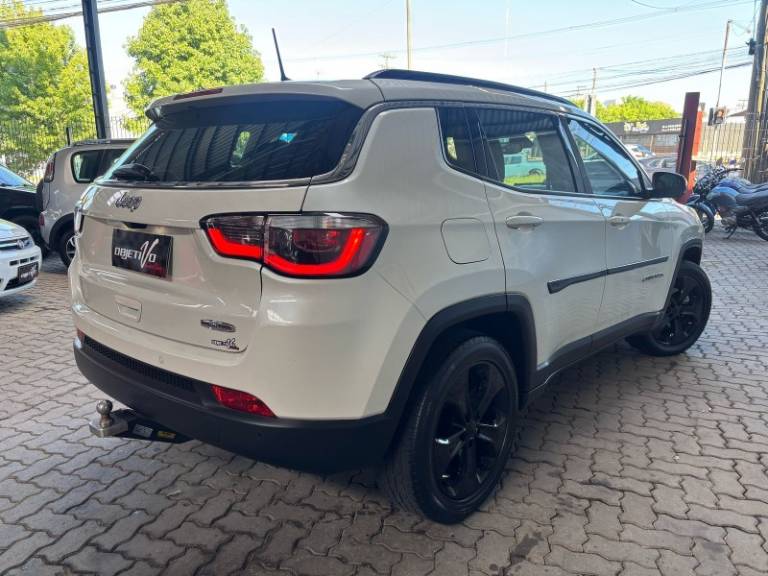 JEEP - COMPASS - 2018/2018 - Branca - R$ 94.900,00