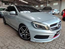 MERCEDES-BENZ - A 250 - 2015/2015 - Prata - R$ 132.900,00