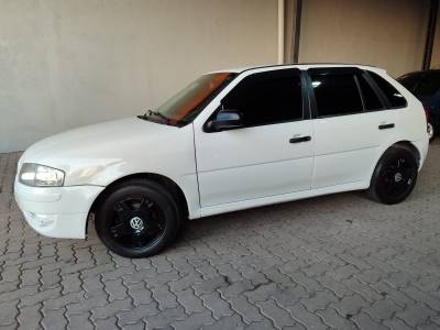 VOLKSWAGEN - GOL - 2012/2013 - Branca - R$ 28.900,00