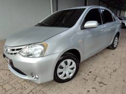 TOYOTA - ETIOS - 2013/2013 - Prata - R$ 39.900,00