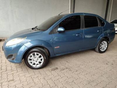 FORD - FIESTA - 2010/2011 - Azul - R$ 32.900,00