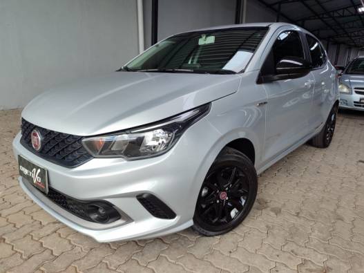 FIAT - ARGO - 2018/2018 - Prata - R$ 55.900,00