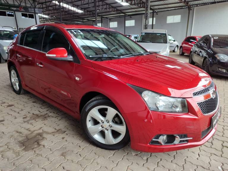 CHEVROLET - CRUZE - 2013/2013 - Vermelha - R$ 68.900,00