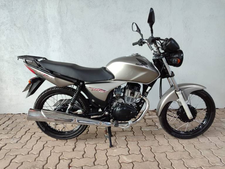 HONDA - CG 150 - 2008/2008 - Cinza - R$ 9.900,00