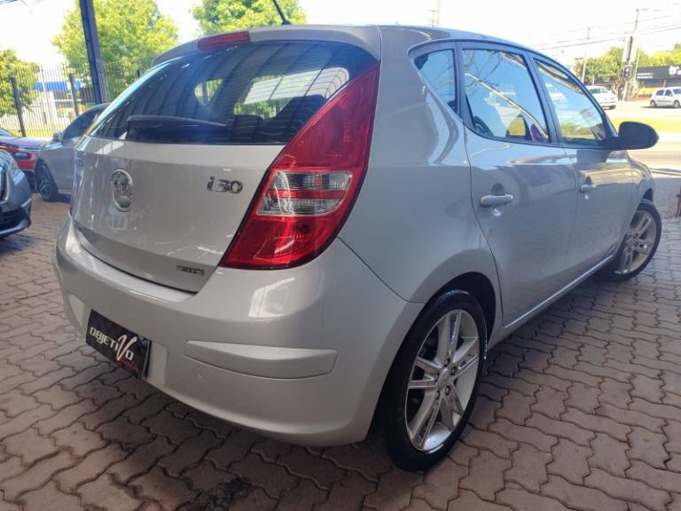 HYUNDAI - I30 - 2009/2010 - Prata - R$ 42.900,00