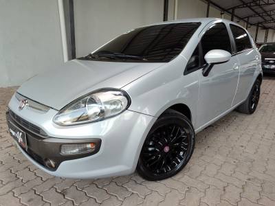 FIAT - PUNTO - 2012/2013 - Prata - R$ 36.900,00