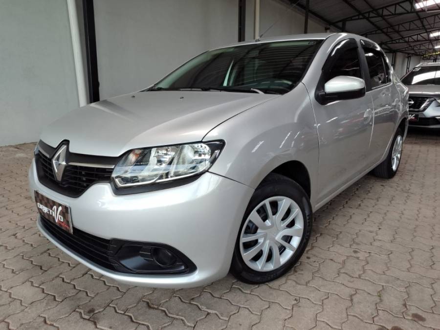 RENAULT - LOGAN - 2015/2015 - Prata - R$ 36.900,00