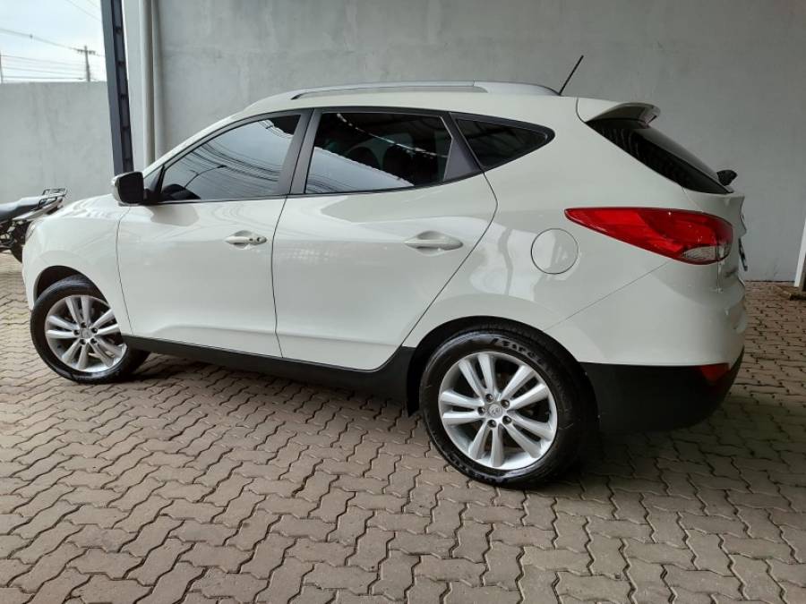 HYUNDAI - IX35 - 2014/2015 - Branca - R$ 75.900,00