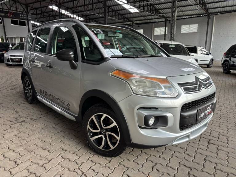 CITROËN - AIRCROSS - 2012/2013 - Prata - R$ 37.900,00