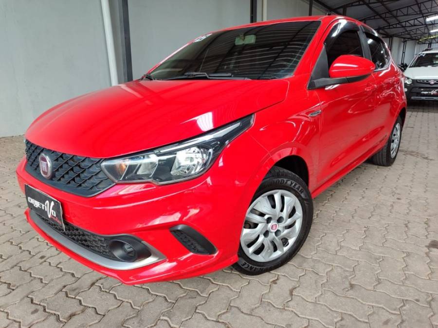 FIAT - ARGO - 2017/2018 - Vermelha - R$ 56.900,00