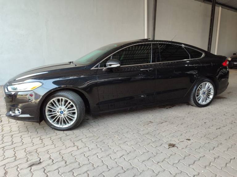 FORD - FUSION - 2014/2015 - Preta - R$ 79.900,00