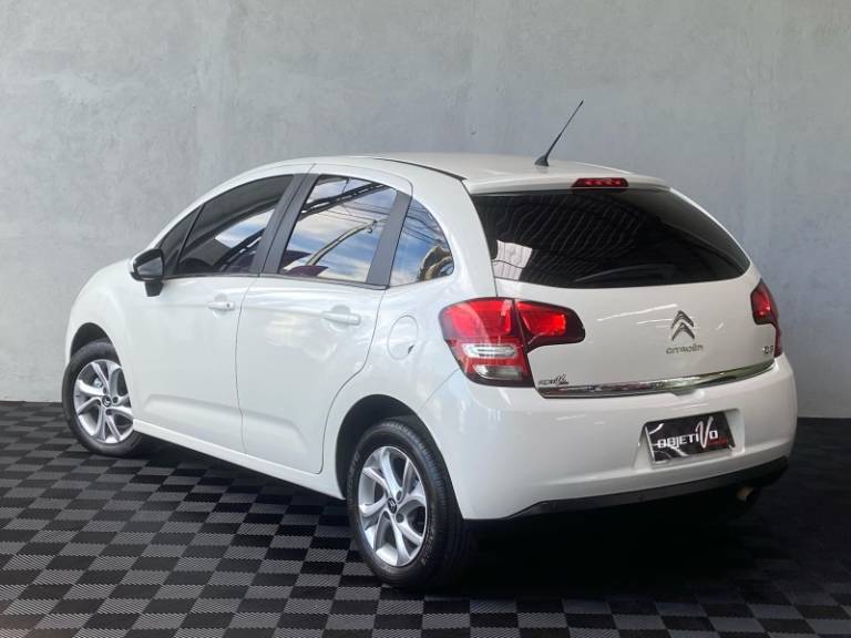 CITROËN - C3 - 2014/2015 - Branca - R$ 39.900,00