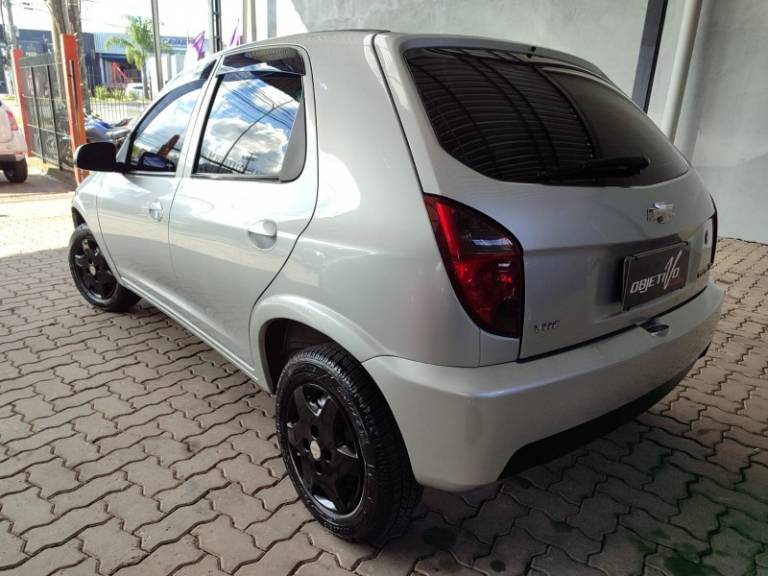 CHEVROLET - CELTA - 2012/2013 - Prata - R$ 31.900,00